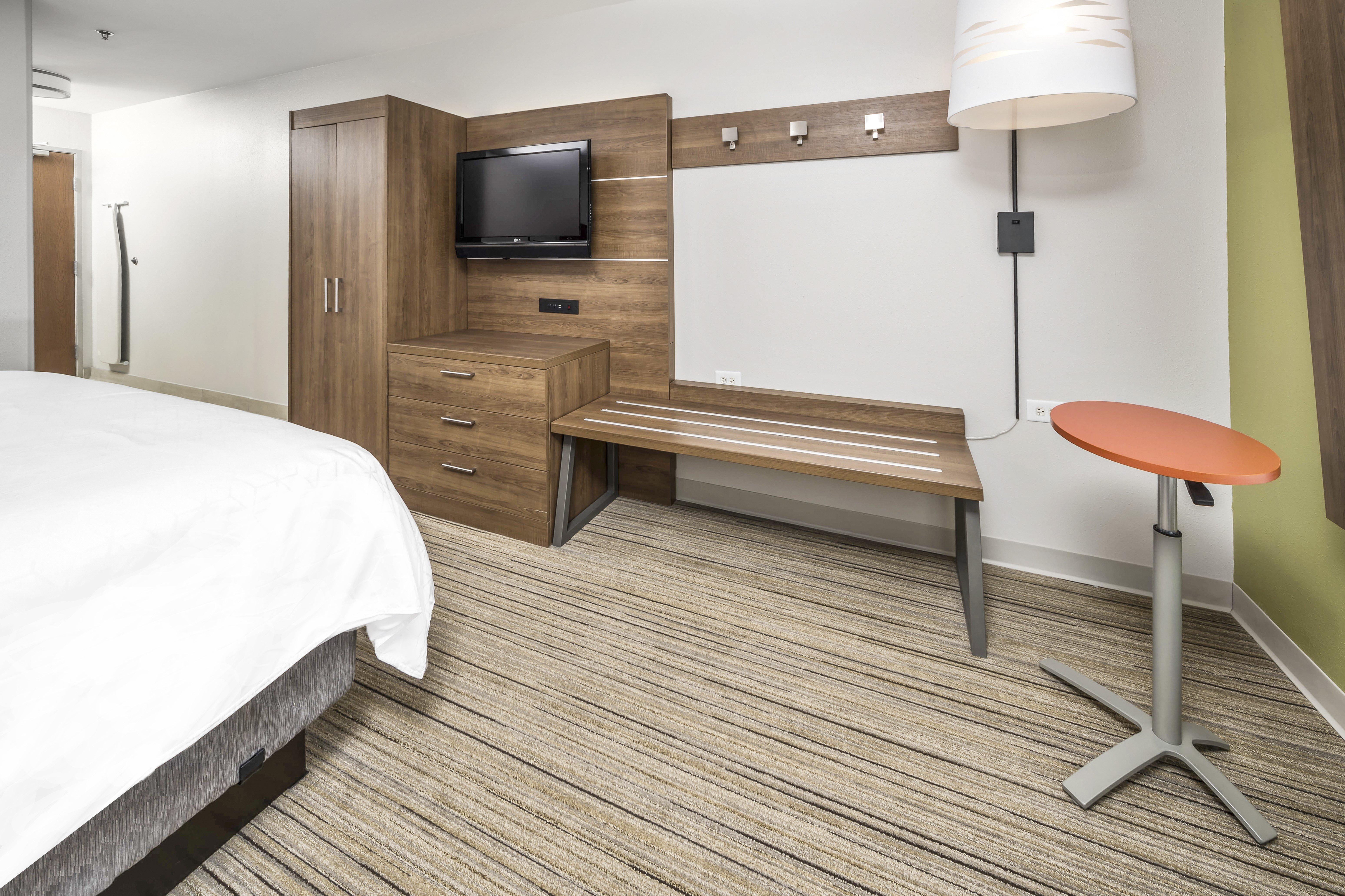 Holiday Inn Express Chicago Northwest-Vernon Hills By Ihg Ngoại thất bức ảnh