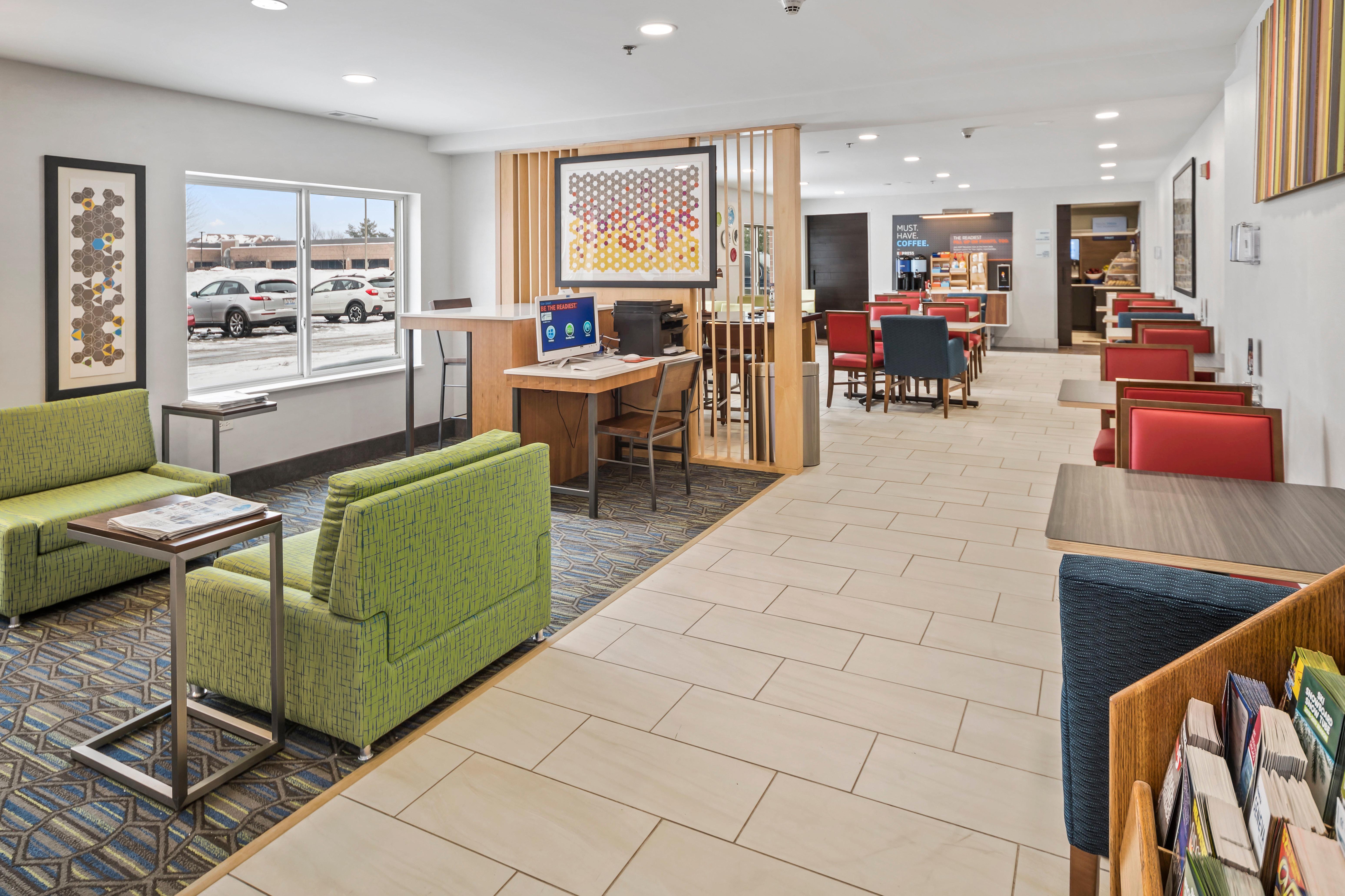 Holiday Inn Express Chicago Northwest-Vernon Hills By Ihg Ngoại thất bức ảnh