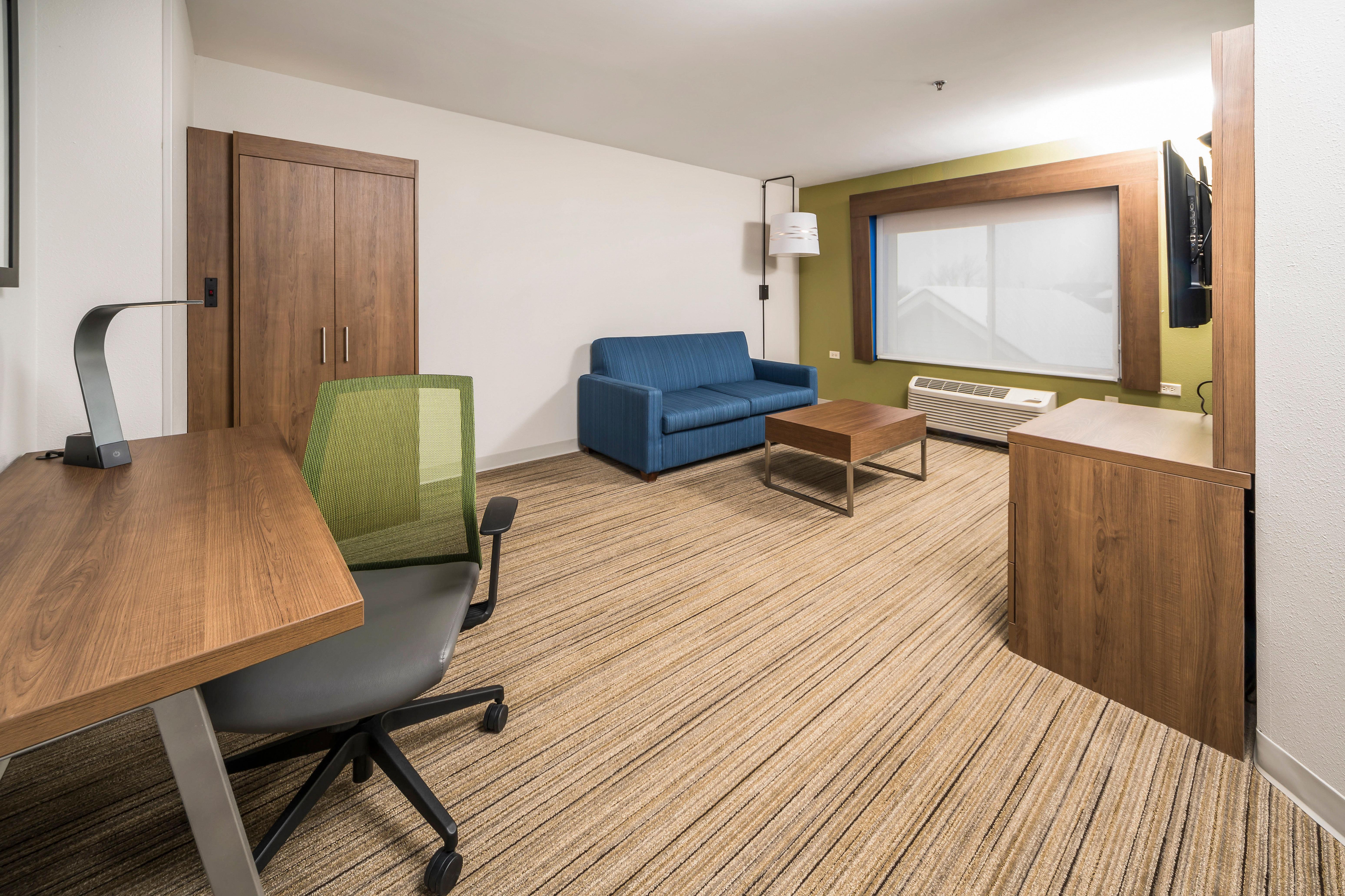 Holiday Inn Express Chicago Northwest-Vernon Hills By Ihg Ngoại thất bức ảnh