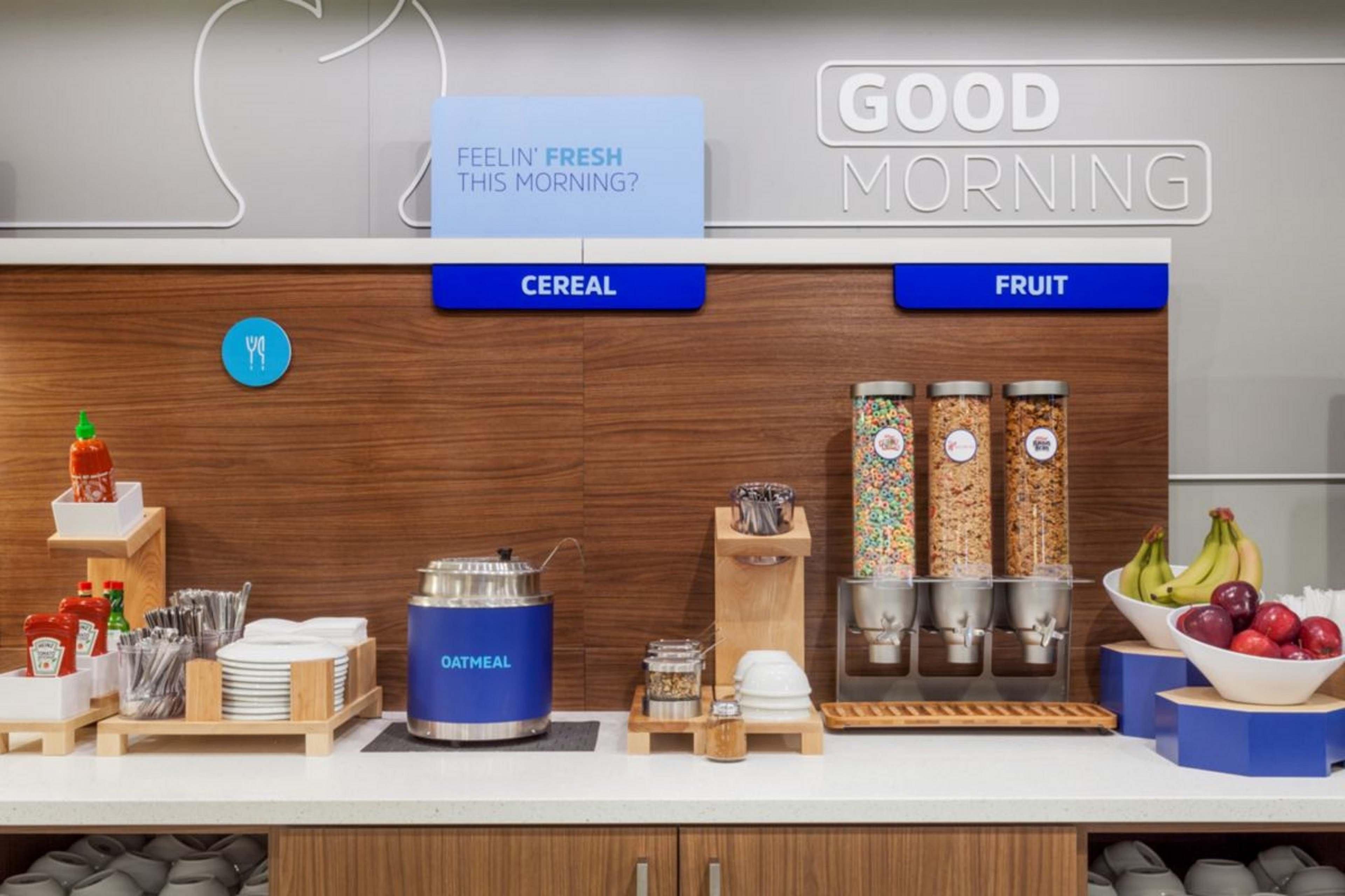 Holiday Inn Express Chicago Northwest-Vernon Hills By Ihg Ngoại thất bức ảnh
