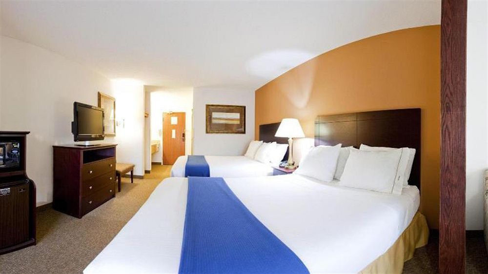 Holiday Inn Express Chicago Northwest-Vernon Hills By Ihg Ngoại thất bức ảnh