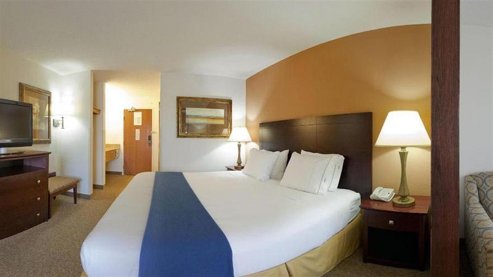 Holiday Inn Express Chicago Northwest-Vernon Hills By Ihg Ngoại thất bức ảnh
