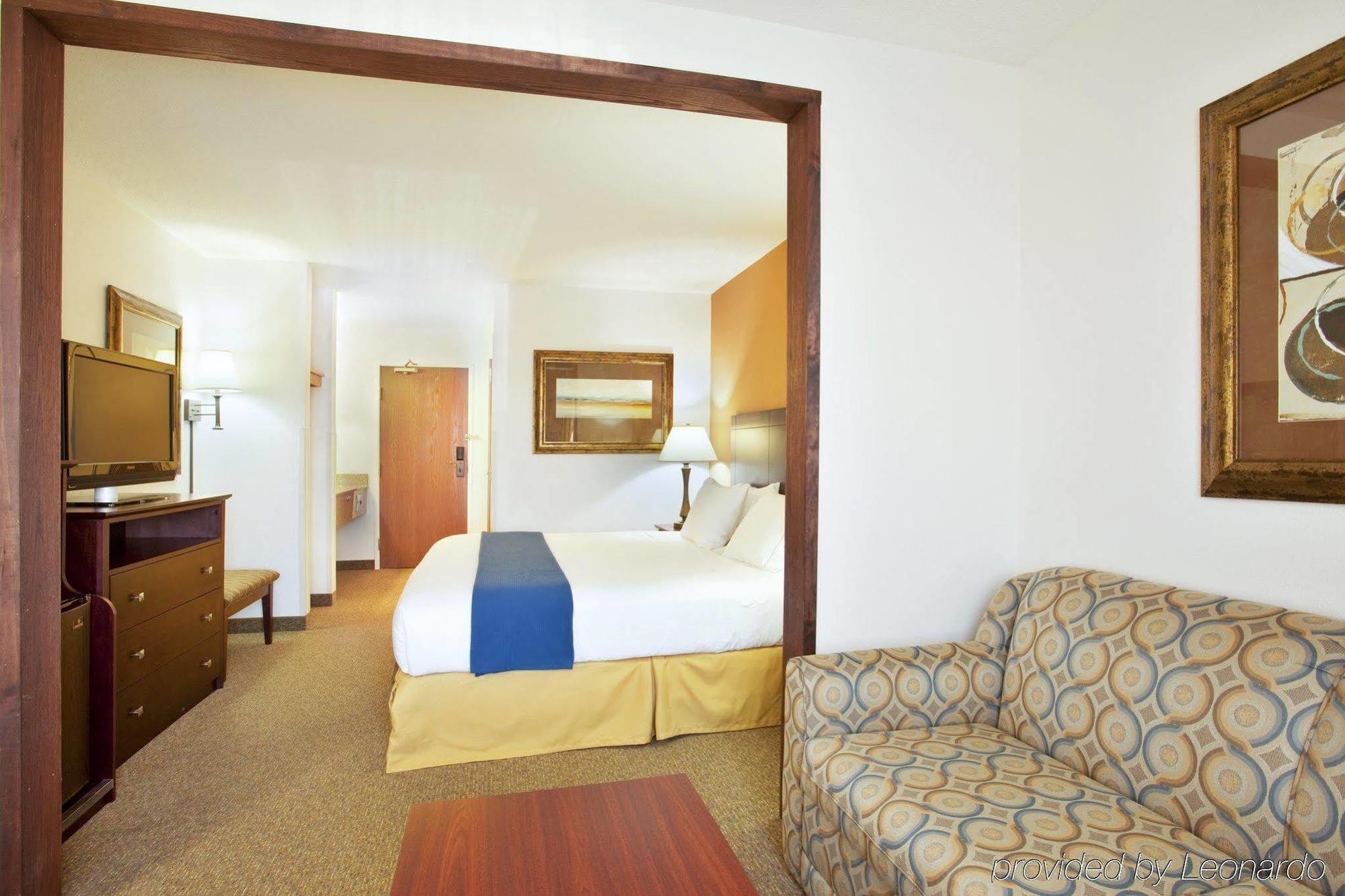 Holiday Inn Express Chicago Northwest-Vernon Hills By Ihg Phòng bức ảnh